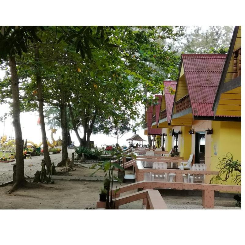 Andaman Beach Resort Ко Джам Екстер'єр фото