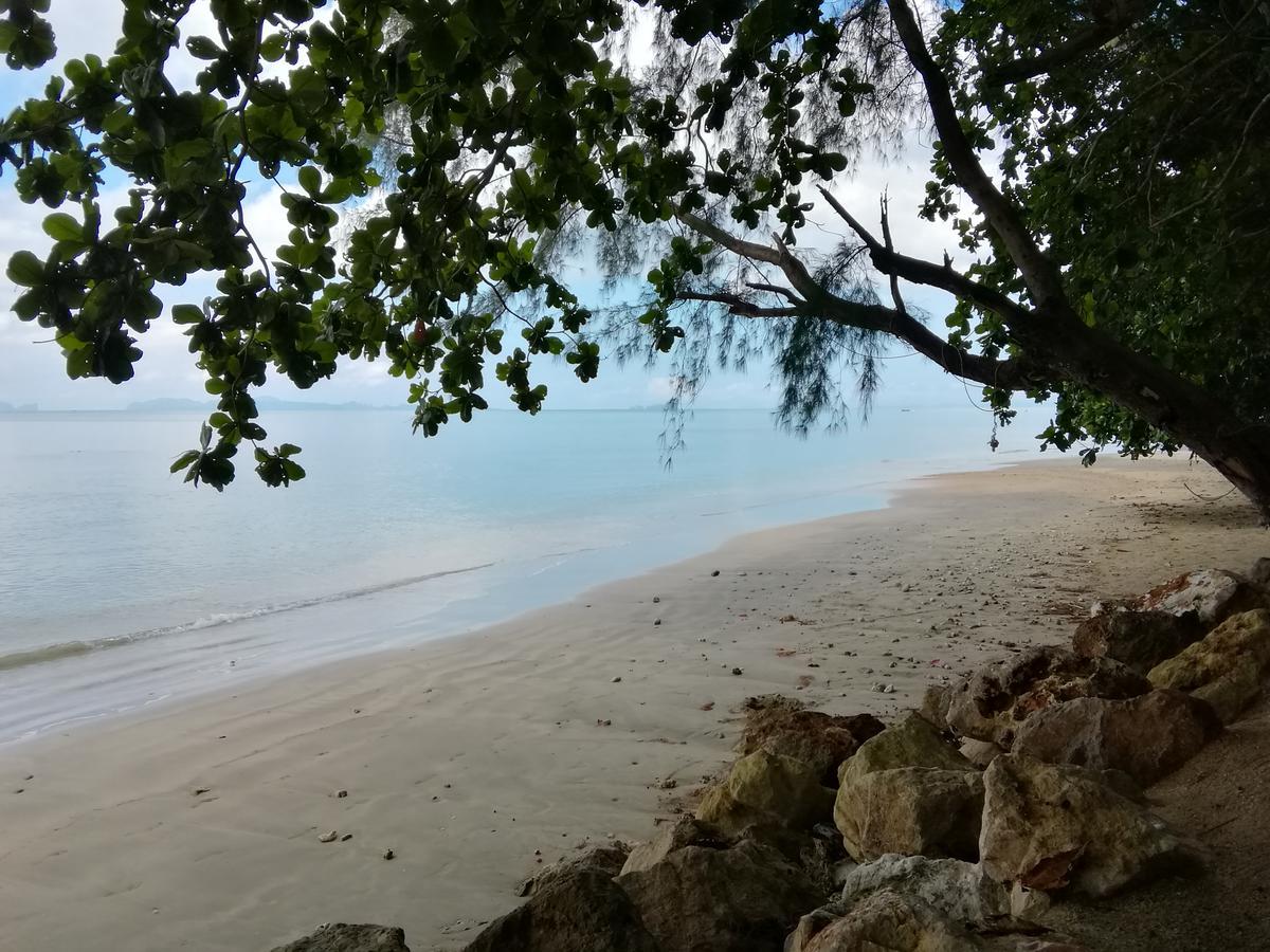 Andaman Beach Resort Ко Джам Екстер'єр фото
