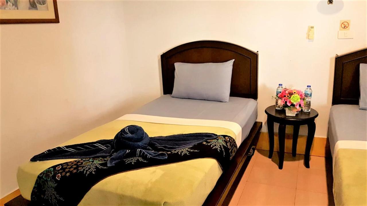 Andaman Beach Resort Ко Джам Екстер'єр фото