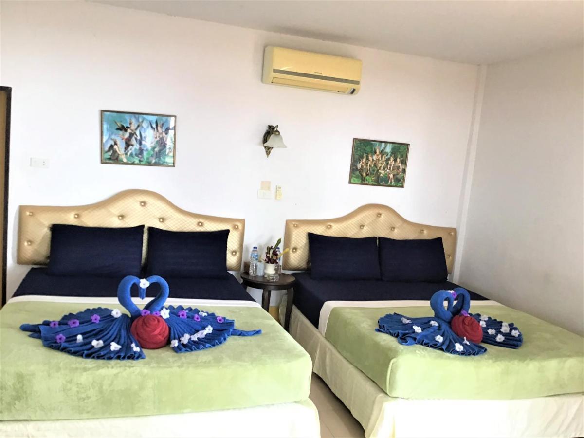 Andaman Beach Resort Ко Джам Екстер'єр фото